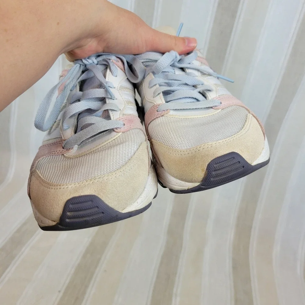 Adidas Chaos Sneakers Cloud White/Aero Pink Size 7.5 Tennis Shoes